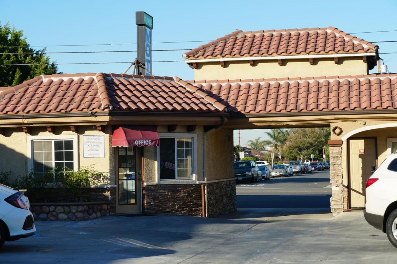 גרדנה Avenue Motel מראה חיצוני תמונה